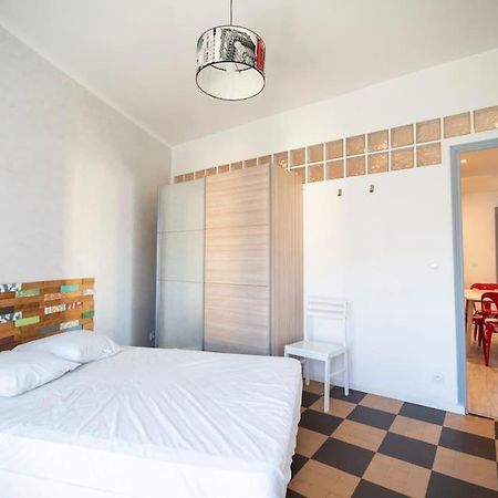 Appartement Avec 4 Chambres Doubles - Proche De La Mer, Des Transports Et De La Promenade Des Anglais นีซ ภายนอก รูปภาพ