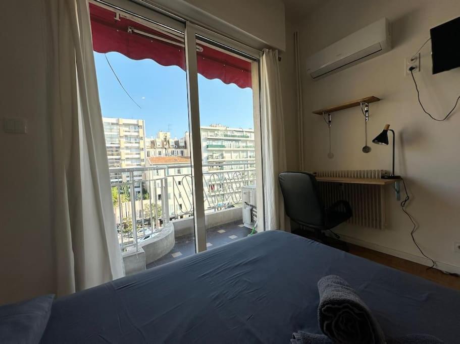 Appartement Avec 4 Chambres Doubles - Proche De La Mer, Des Transports Et De La Promenade Des Anglais นีซ ภายนอก รูปภาพ