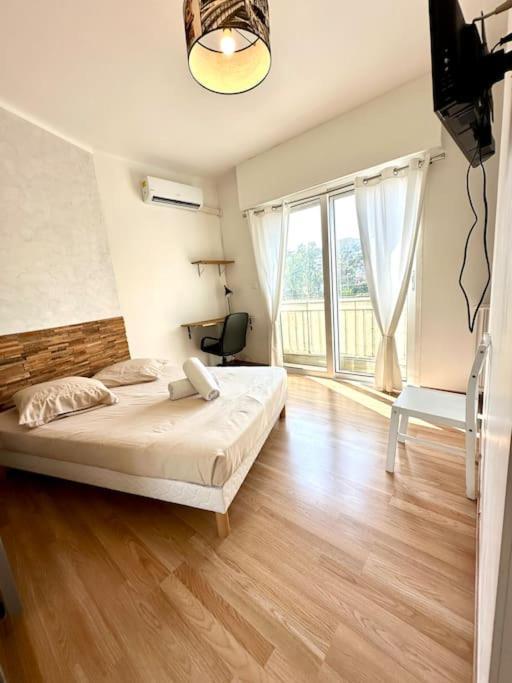 Appartement Avec 4 Chambres Doubles - Proche De La Mer, Des Transports Et De La Promenade Des Anglais นีซ ภายนอก รูปภาพ
