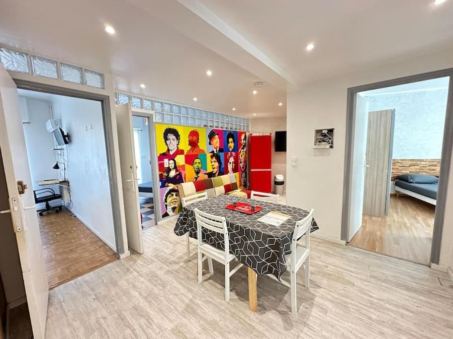 Appartement Avec 4 Chambres Doubles - Proche De La Mer, Des Transports Et De La Promenade Des Anglais นีซ ภายนอก รูปภาพ