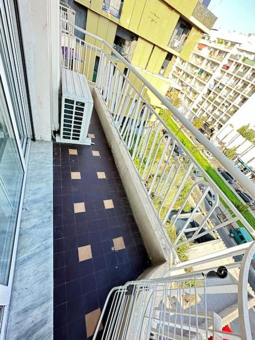 Appartement Avec 4 Chambres Doubles - Proche De La Mer, Des Transports Et De La Promenade Des Anglais นีซ ภายนอก รูปภาพ