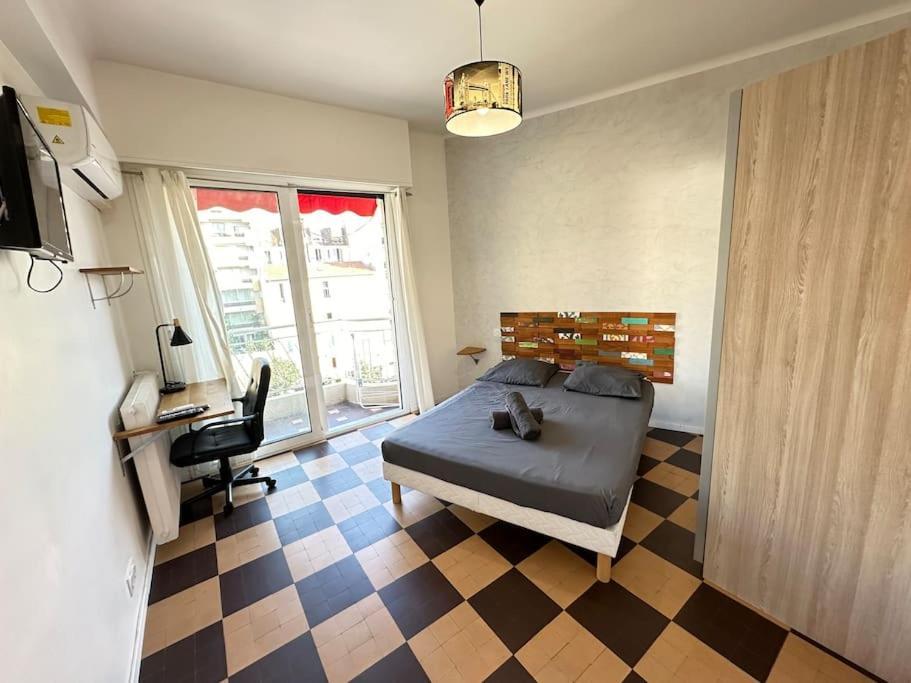 Appartement Avec 4 Chambres Doubles - Proche De La Mer, Des Transports Et De La Promenade Des Anglais นีซ ภายนอก รูปภาพ
